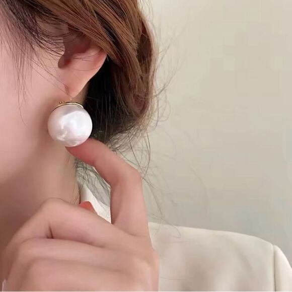 Classic Gold-Tone Clip-On Pearl Earrings - Picture 9 of 9